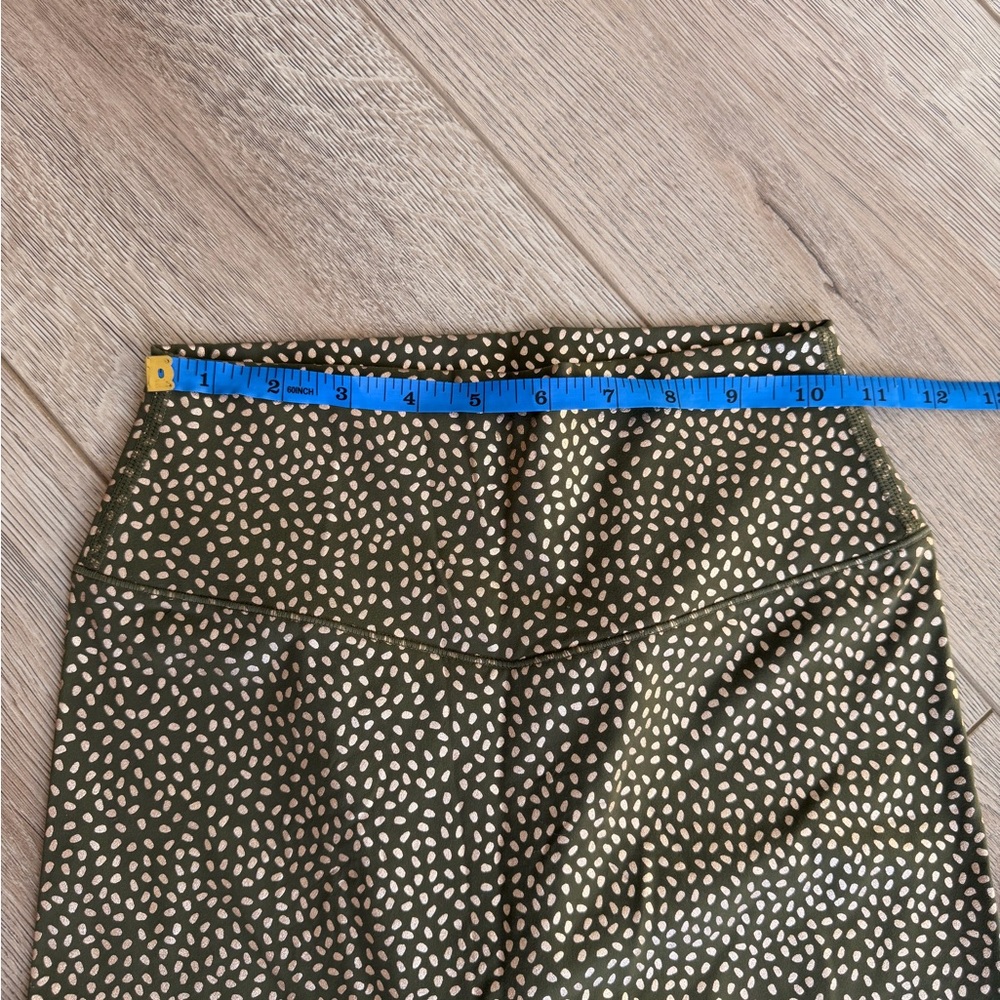 Buffbunny collection Olive and gold bossy print Rosa leggings - Picture 4 of 7